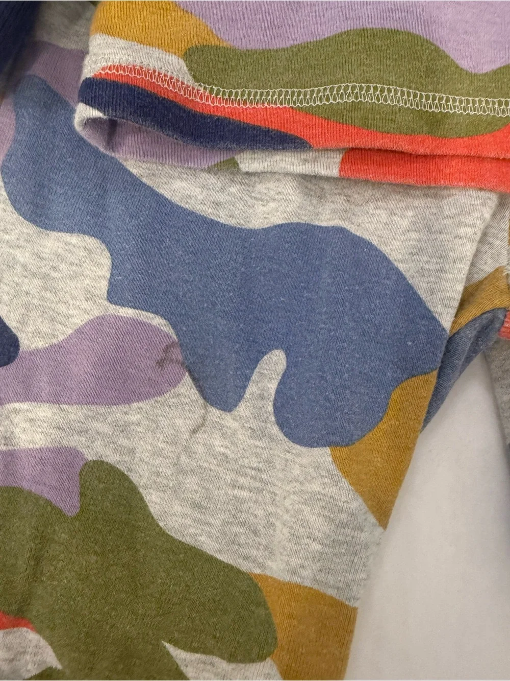 Mini Boden Camo Print Pajama Set - Multi Color Size 7